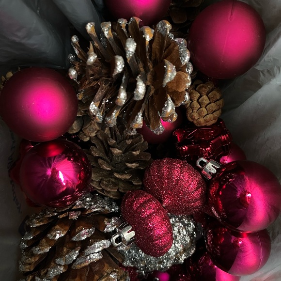 Valentine’s Home Decor - Picture 5 of 6